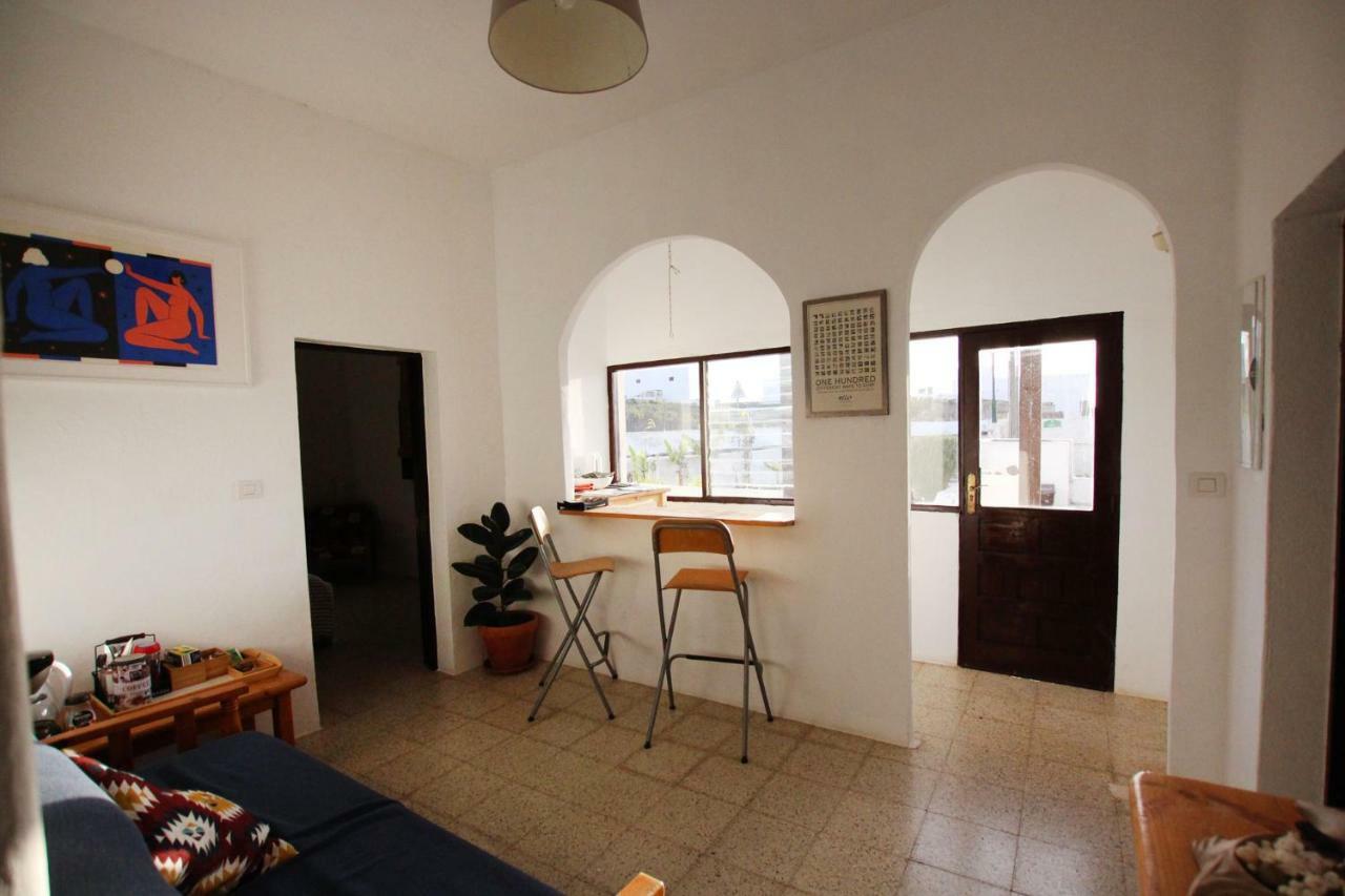 Joyhouse Guest House Teguise  Exterior photo